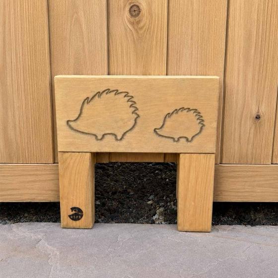 RSPB Hedgehog highway product photo back L