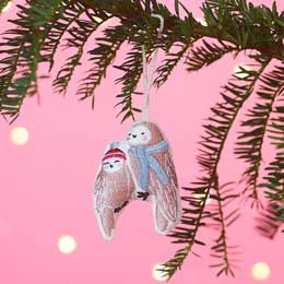 Cosy owls embroidered decoration product photo