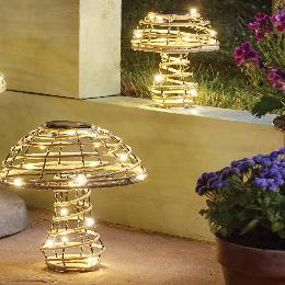 Rattan-effect mushroom solar light product photo